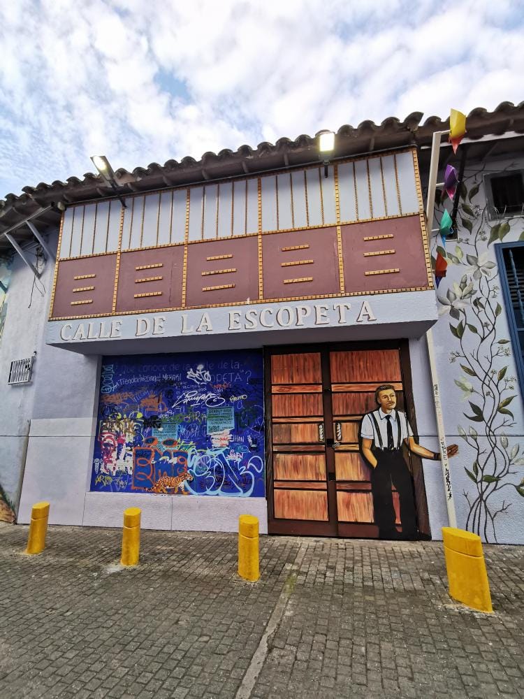 Foto 1 de 3