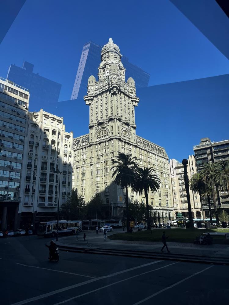 Foto 1 de 3
