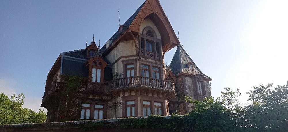 Foto 1 de 3