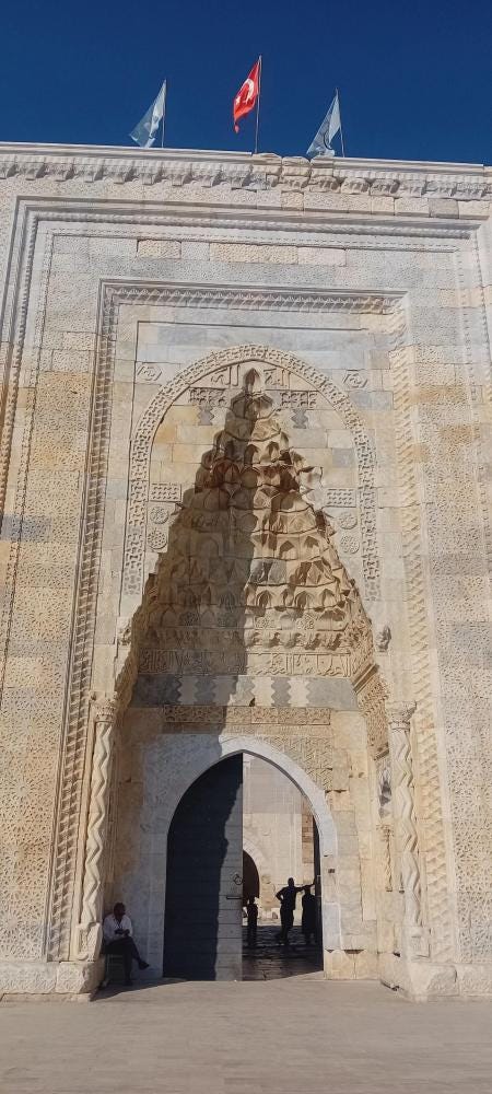 Foto 4 di 9