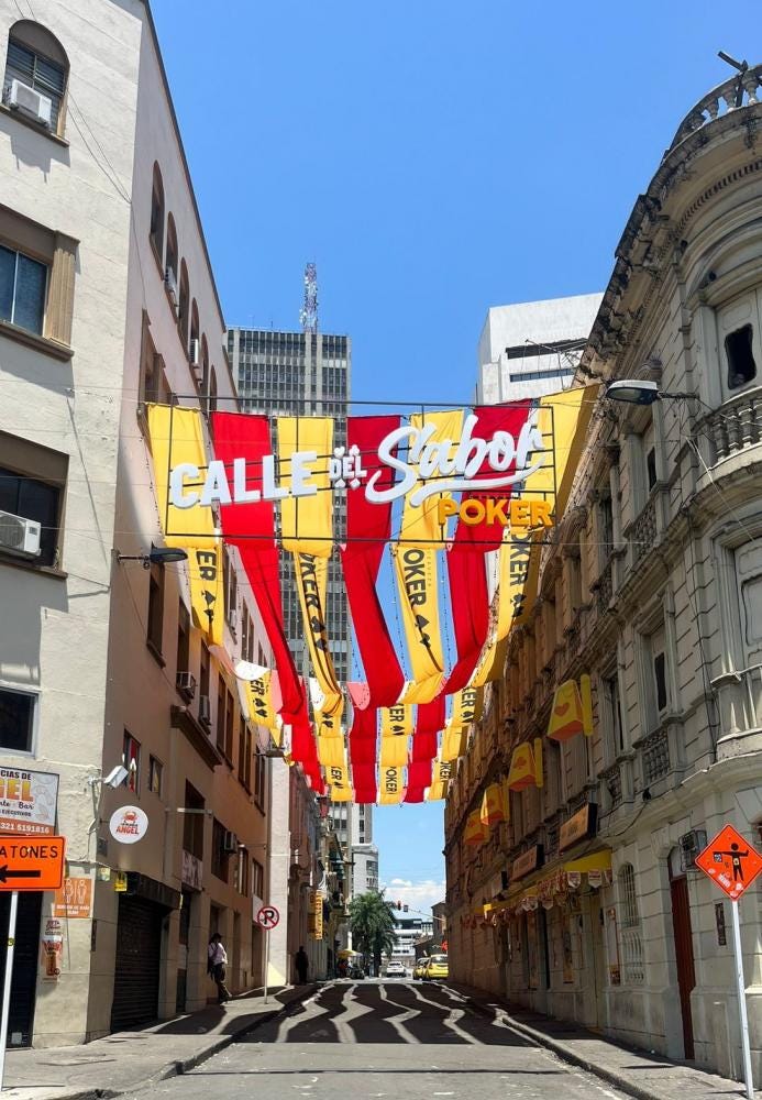 Foto 1 de 3