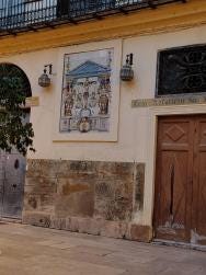 Foto {1} di {2}
