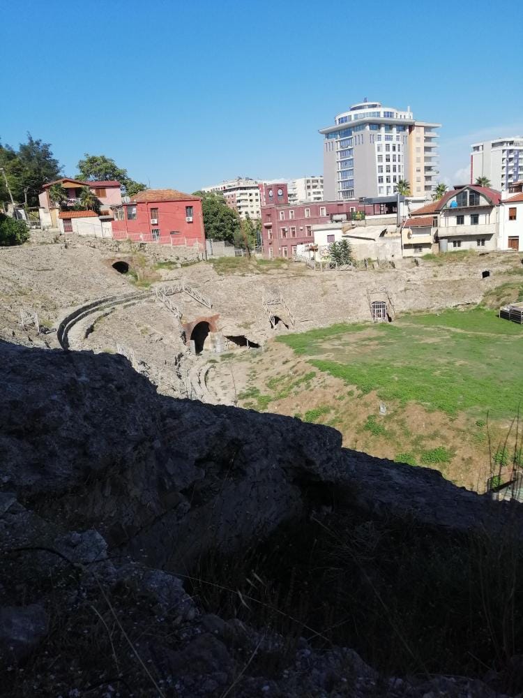 Foto 2 di 4