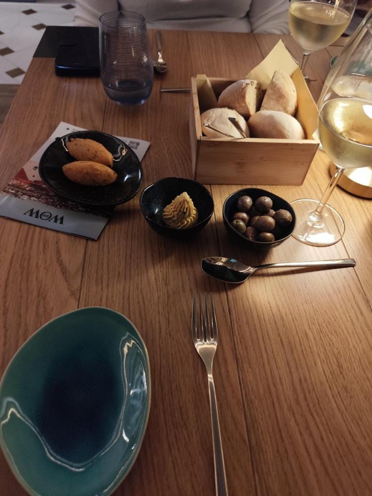 Foto 1 di 5