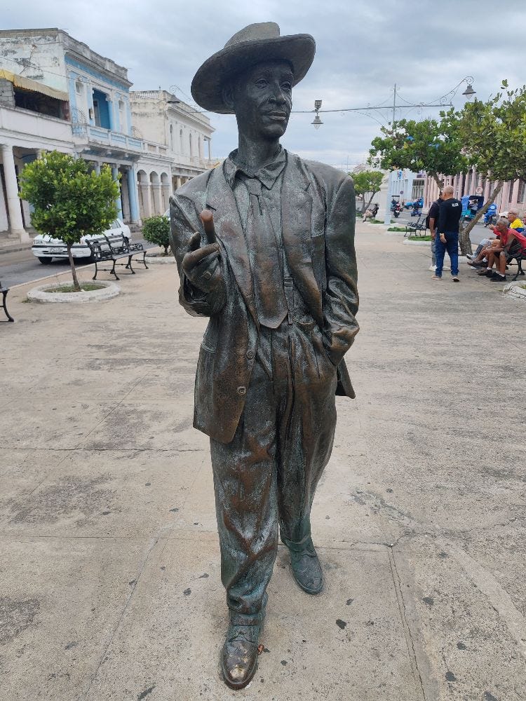 Foto 1 de 3