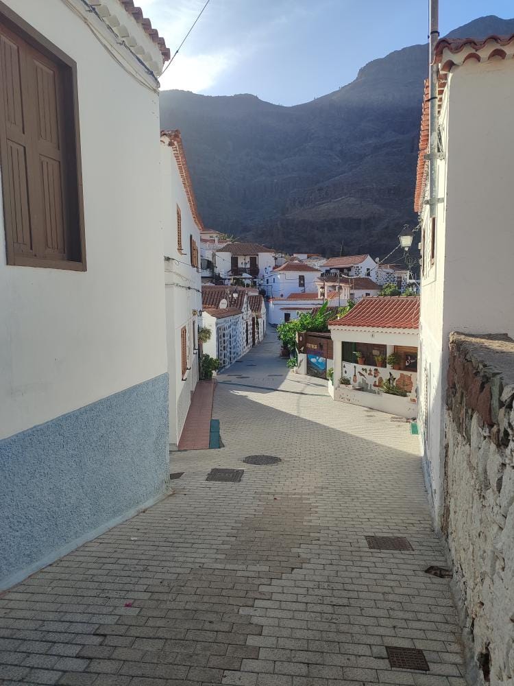 Foto 1 de 3