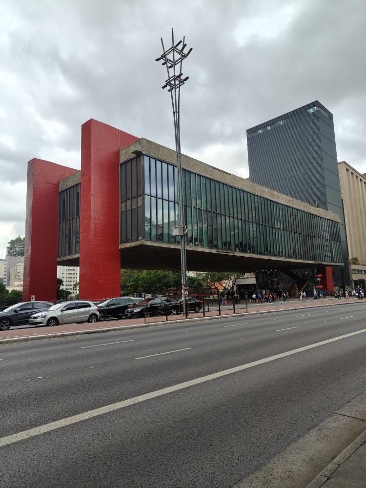 Foto 1 de 4