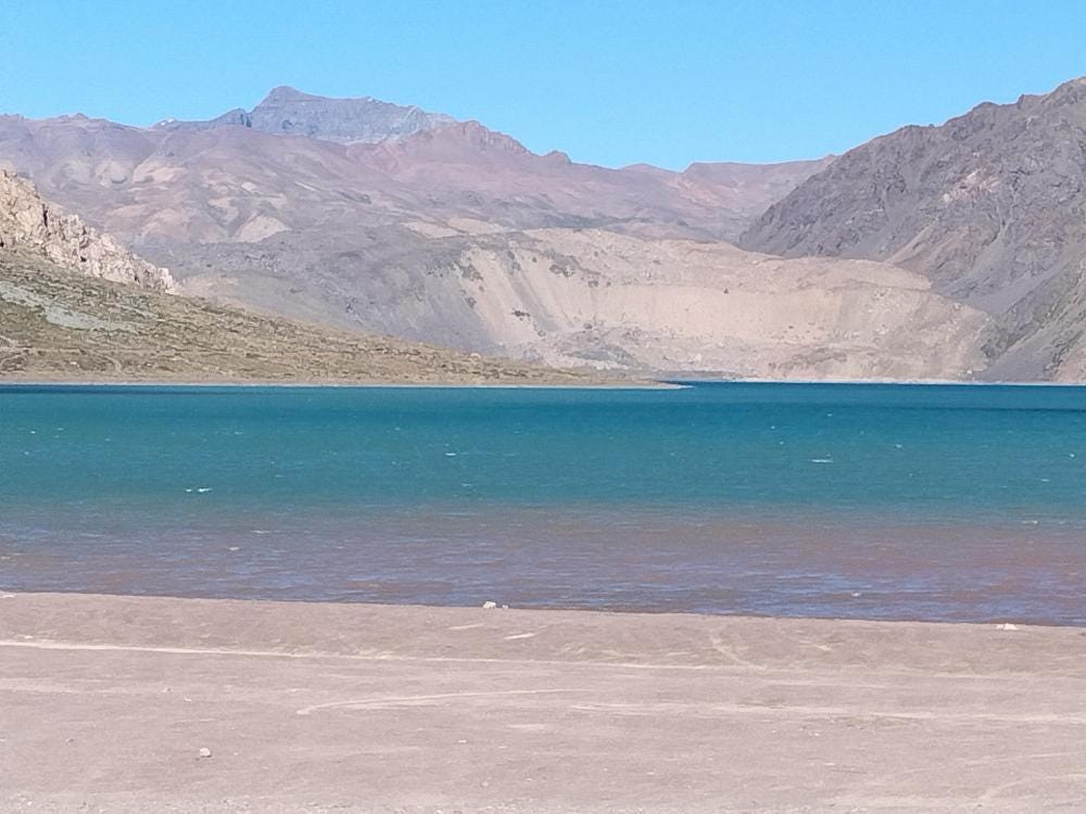 Foto 1 di 4