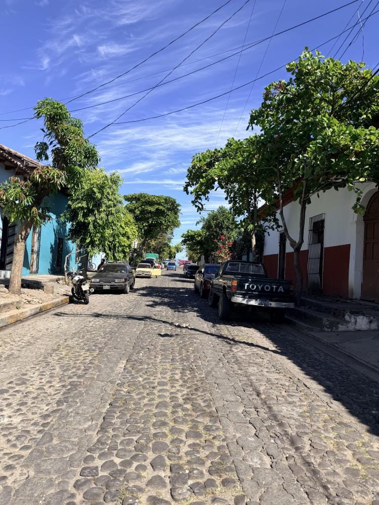 Foto 1 de 3