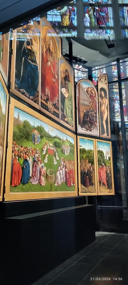 Foto 1 di 7