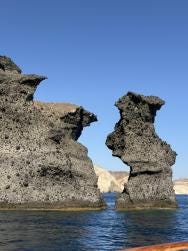 Foto {1} di {2}