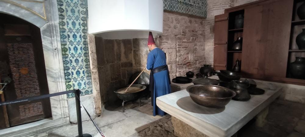 Foto 1 di 10