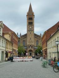 Foto {1} di {2}