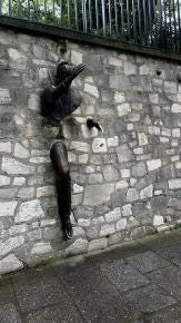 Foto {1} di {2}