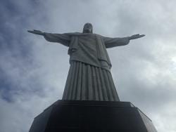 Image {1} of {2}