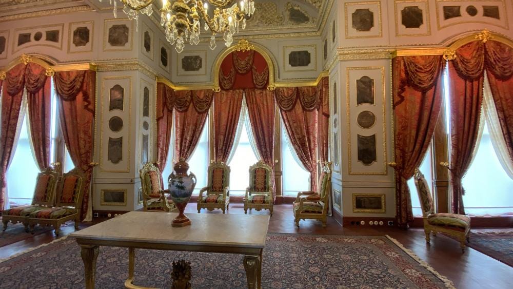 Foto 2 di 2