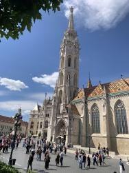 Foto {1} di {2}