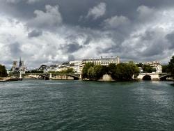 Photo {1} sur {2}