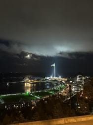 Foto {1} di {2}