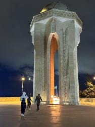 Foto {1} di {2}