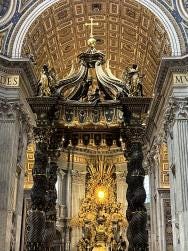 Foto {1} di {2}