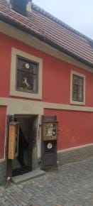 Foto {1} di {2}