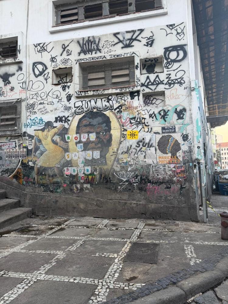 Foto 1 de 3