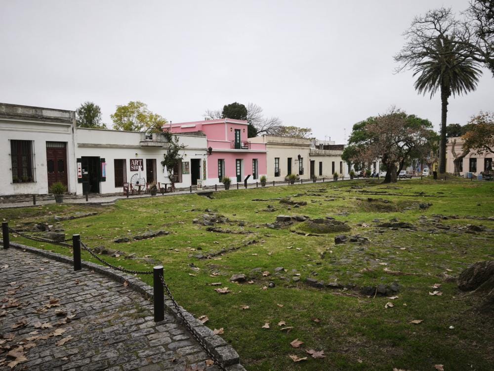 Foto 1 de 3