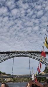 Foto {1} di {2}