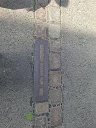 Foto {1} di {2}