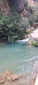 Foto {1} di {2}