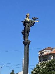 Foto 2 de 9
