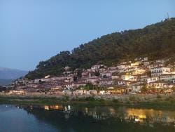 Foto 1 de 3