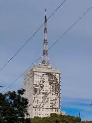 Foto {1} di {2}