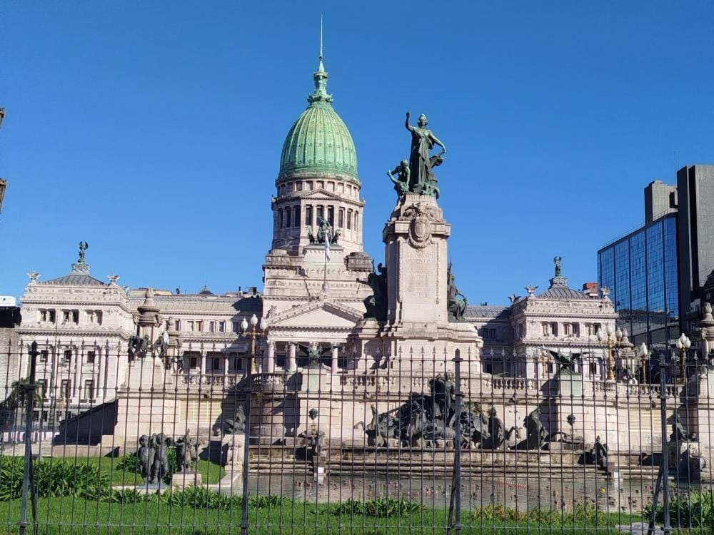 Foto 1 de 3