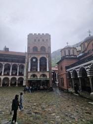 Foto {1} di {2}