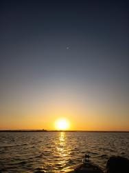 Image {1} of {2}