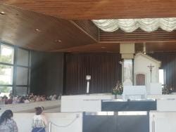 Foto {1} di {2}