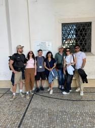 Foto {1} di {2}