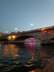 Foto {1} di {2}