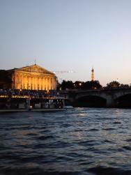 Foto {1} di {2}