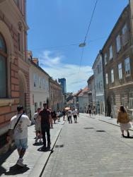 Foto 1 de 3