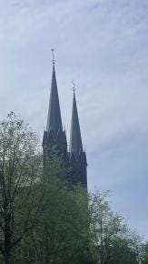 Foto {1} di {2}