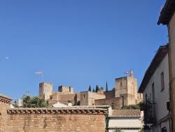 Foto {1} di {2}