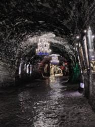 Foto {1} di {2}