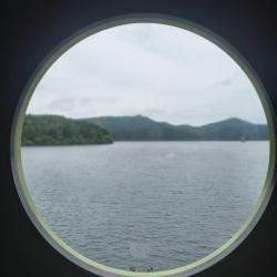 Image {1} of {2}
