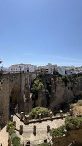 Foto 1 de 3