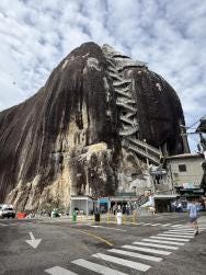 Foto 1 de 3