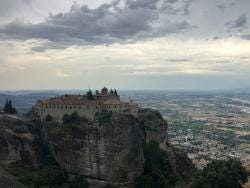 Foto {1} di {2}