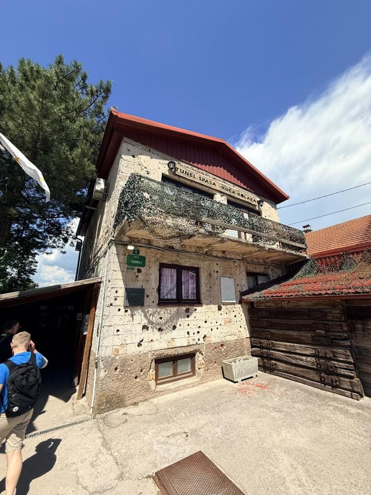 Foto 2 di 5